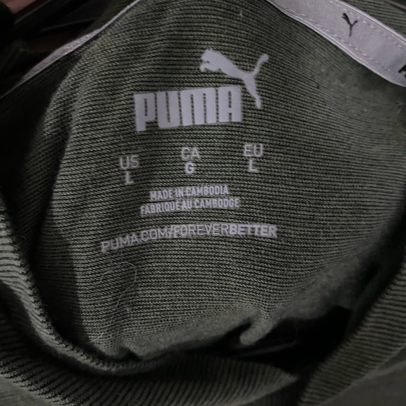 Puma Hooded Pullover. - Picture 2 of 2